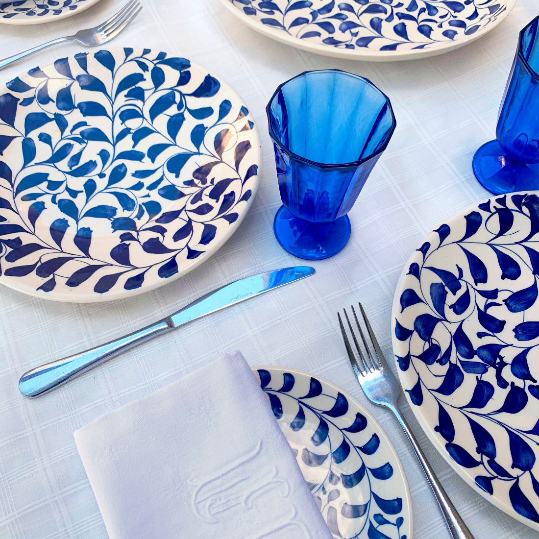 Navy Blue Scroll Dinner Plate